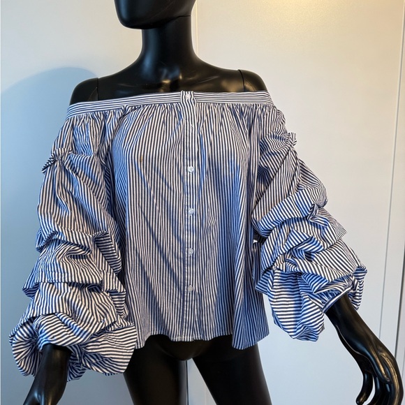 Gracia Tops - Gracia Off-Shoulder Striped Blouse in Blue and White